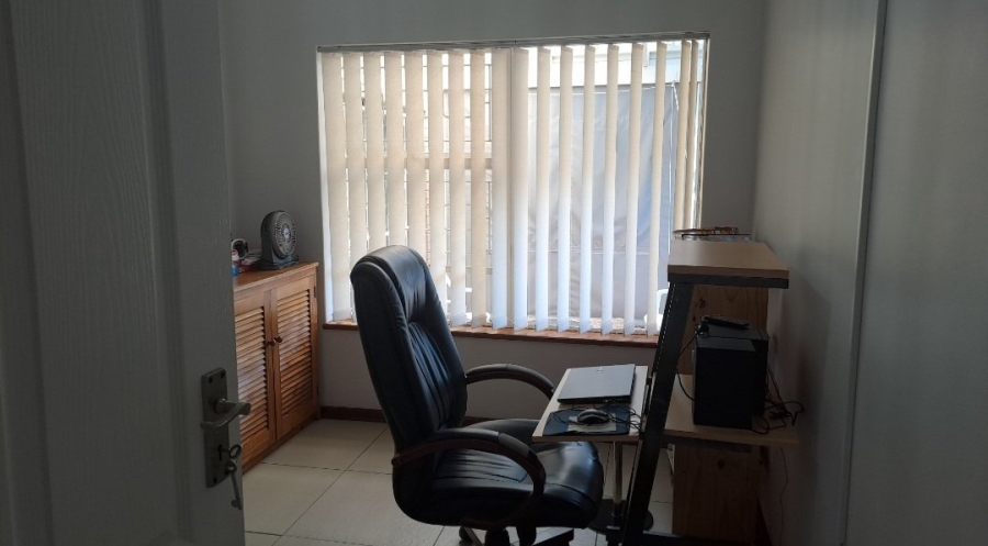 4 Bedroom Property for Sale in Vanes Estate Eastern Cape